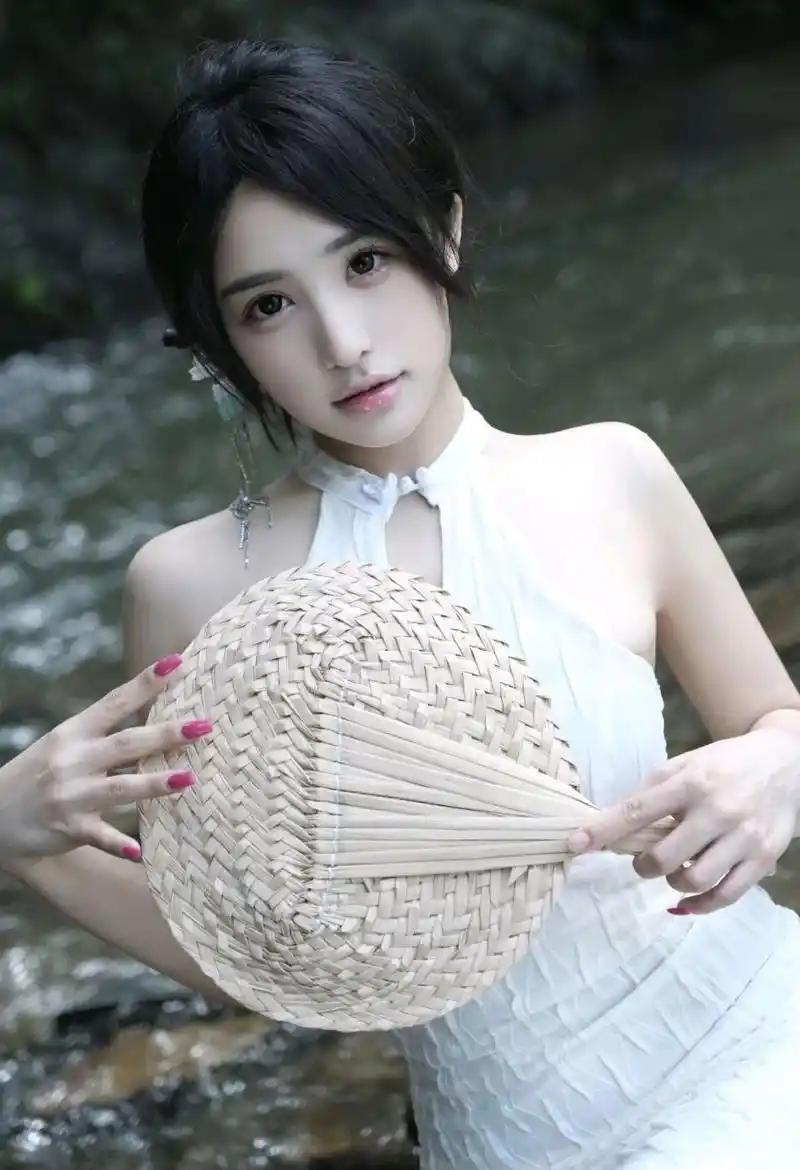 女超人系列氪星纪元前传海报